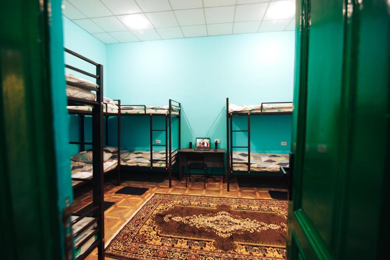 Hostel “Lime” Ivano-Frankivsk Exteriér fotografie